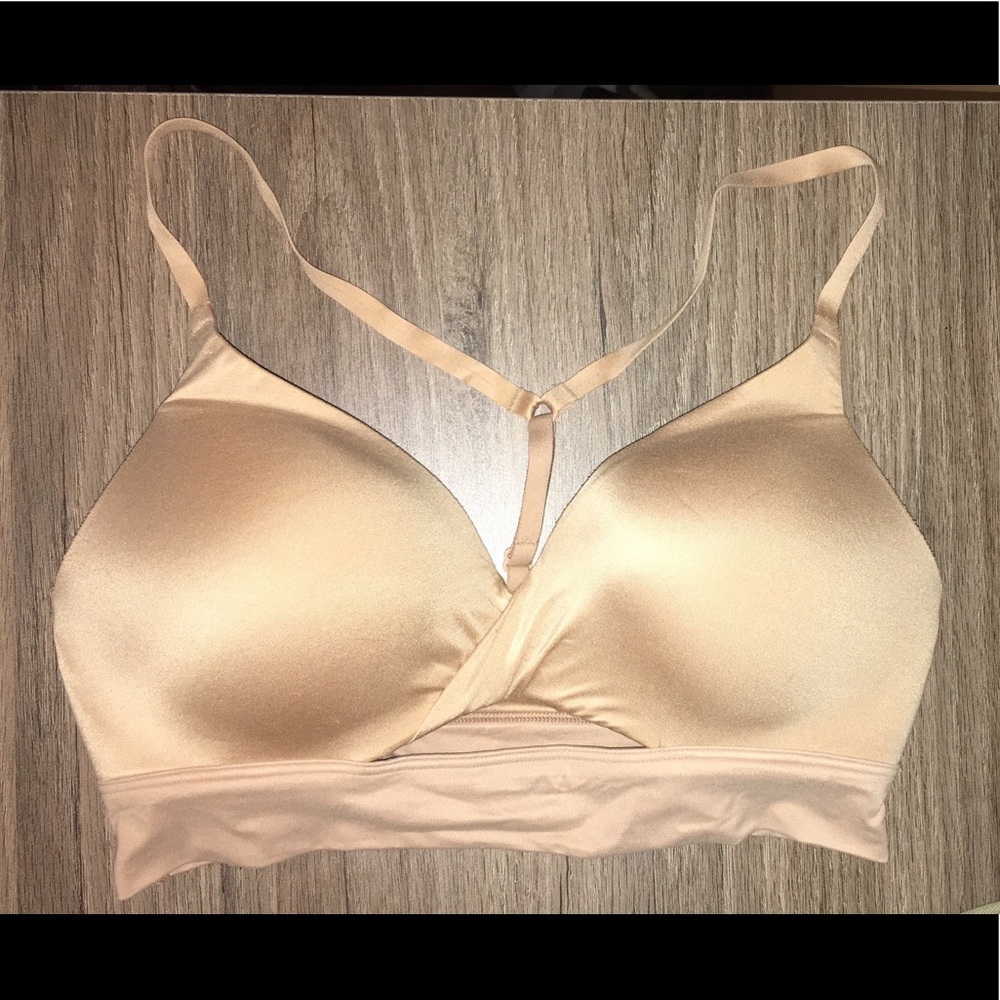 Victoria's Secret wireless bra 32D